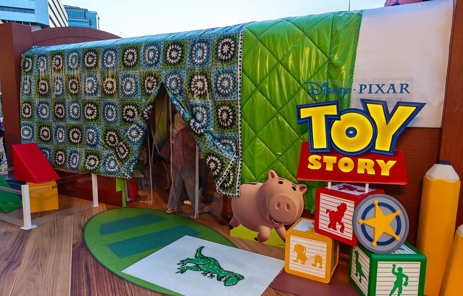 VivoCity Transforms into a Giant Toy Box with Exclusive Merch and Carnival Games for the New Toy Story 5 Movie - Alvinology
