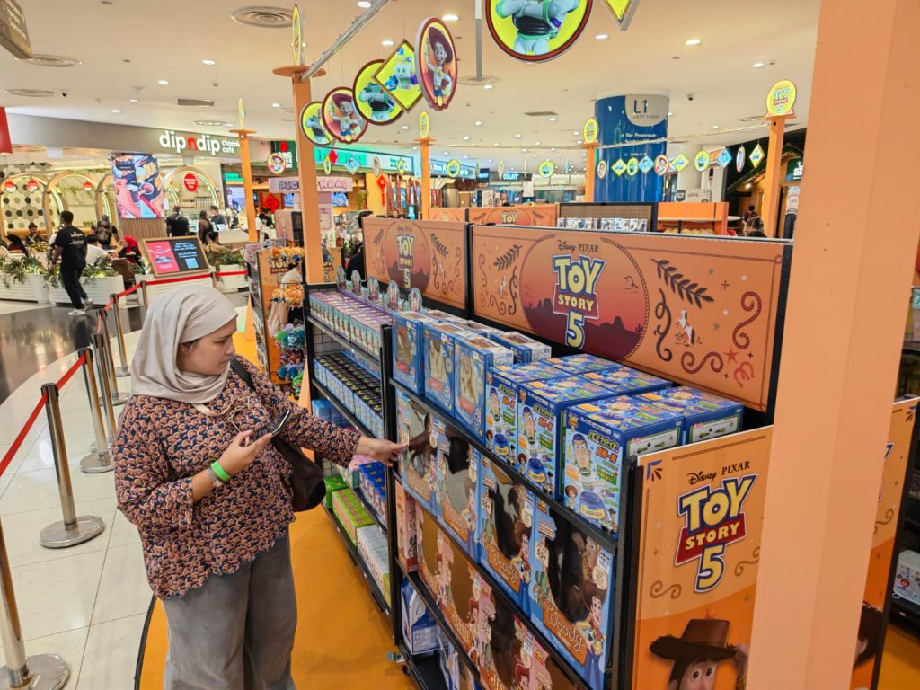 VivoCity Transforms into a Giant Toy Box with Exclusive Merch and Carnival Games for the New Toy Story 5 Movie - Alvinology