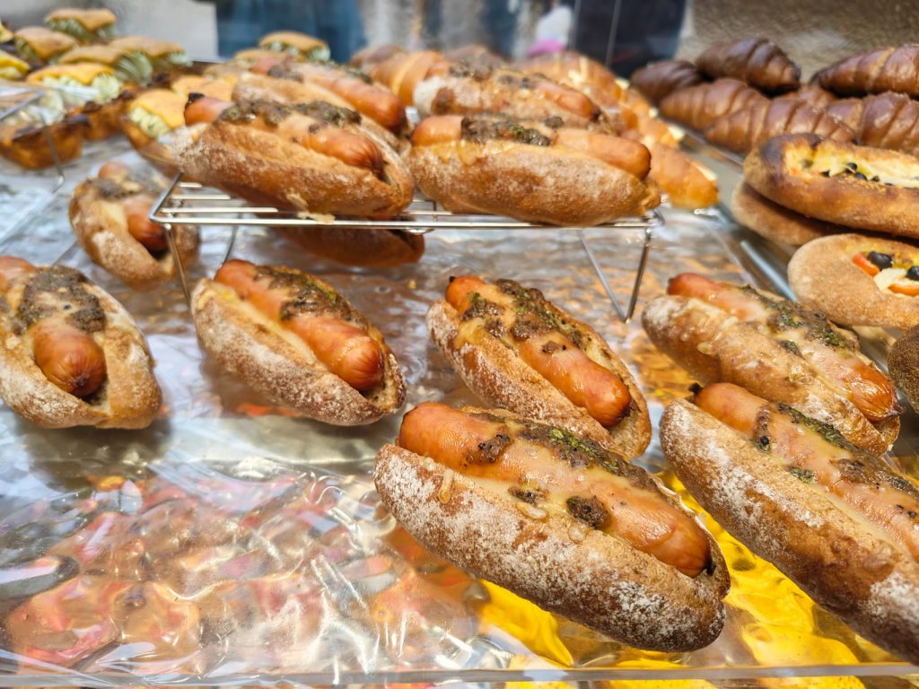 BreadTalk Teams Up with Johnsonville for a Succulent Sausage Bun Experience, Introduces Two Limited Time Only Creations - Alvinology