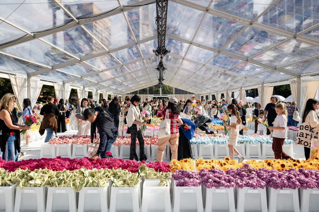 Cj Hendry Brings Immersive Flower Market and World Premiere JuJu Experience to Singapore at IMBA Theatre - Alvinology