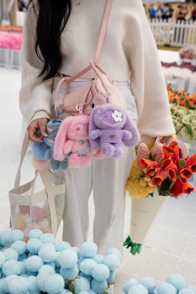 Cj Hendry Brings Immersive Flower Market and World Premiere JuJu Experience to Singapore at IMBA Theatre - Alvinology