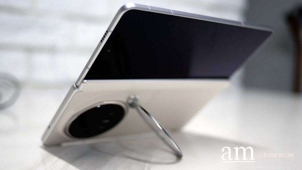 HONOR Magic V6 Review: A Foldable That Finally Feels Like a Phone First - Alvinology