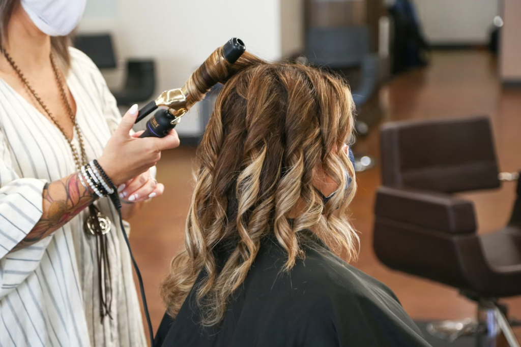 How to Transform Your Look with a Stylish Hairstyle - Alvinology