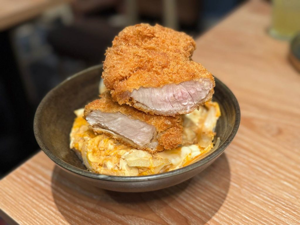 [Review] Tonkatsu ENbiton Serves Up Japan’s Viral Thick-Cut Katsu in Singapore - Alvinology