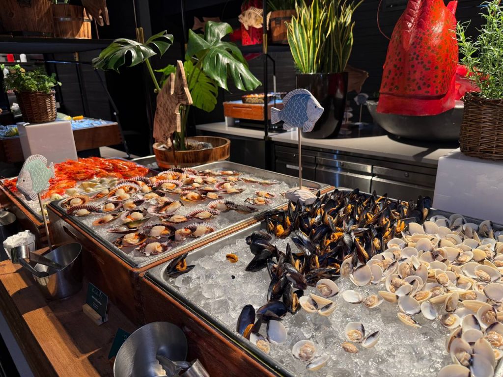 This June Only: CLOVE’s Newest Collaboration with Celebrity Chef Eric Teo Brings Kelong-Inspired Feasting to the City This June Only: CLOVE’s Newest Collaboration with Celebrity Chef Eric Teo Brings Kelong-Inspired Feasting to the City - Alvinology