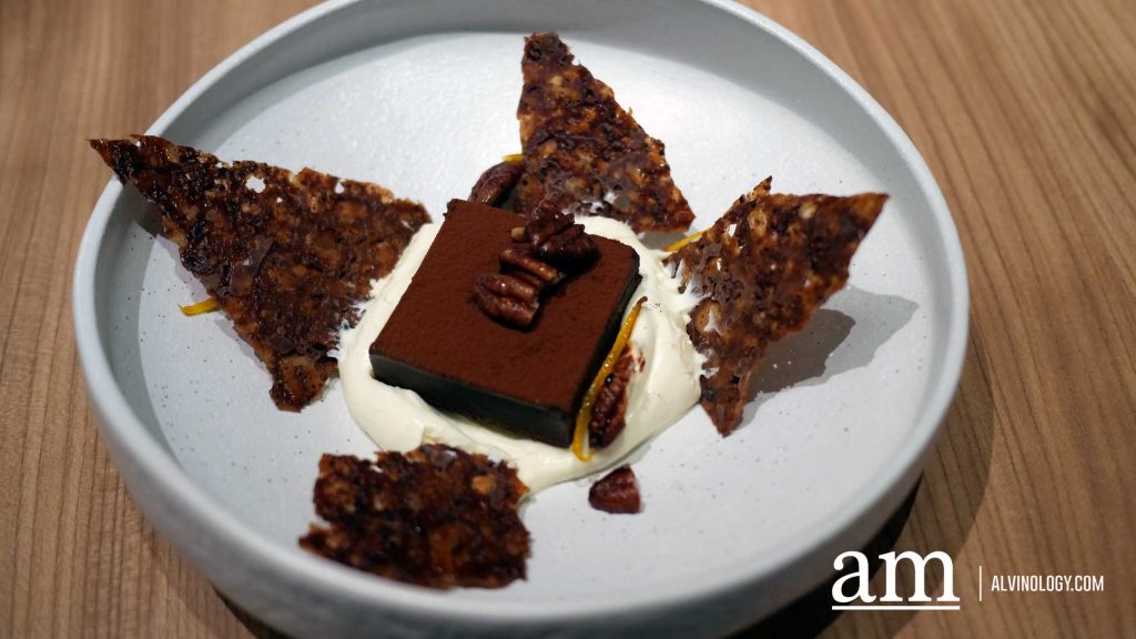 [Review] From Bak Kut Teh Pao Fan to Liquorice-Smoked Wagyu Beef Brisket: Discovering Sky22's Unique East Meets West Cuisine - Alvinology