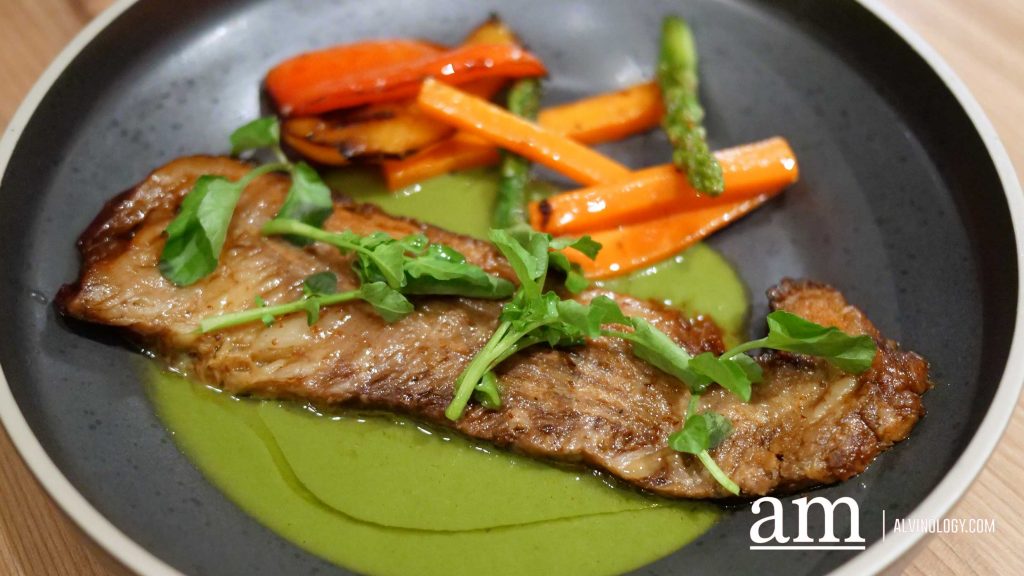 [Review] From Bak Kut Teh Pao Fan to Liquorice-Smoked Wagyu Beef Brisket: Discovering Sky22's Unique East Meets West Cuisine - Alvinology