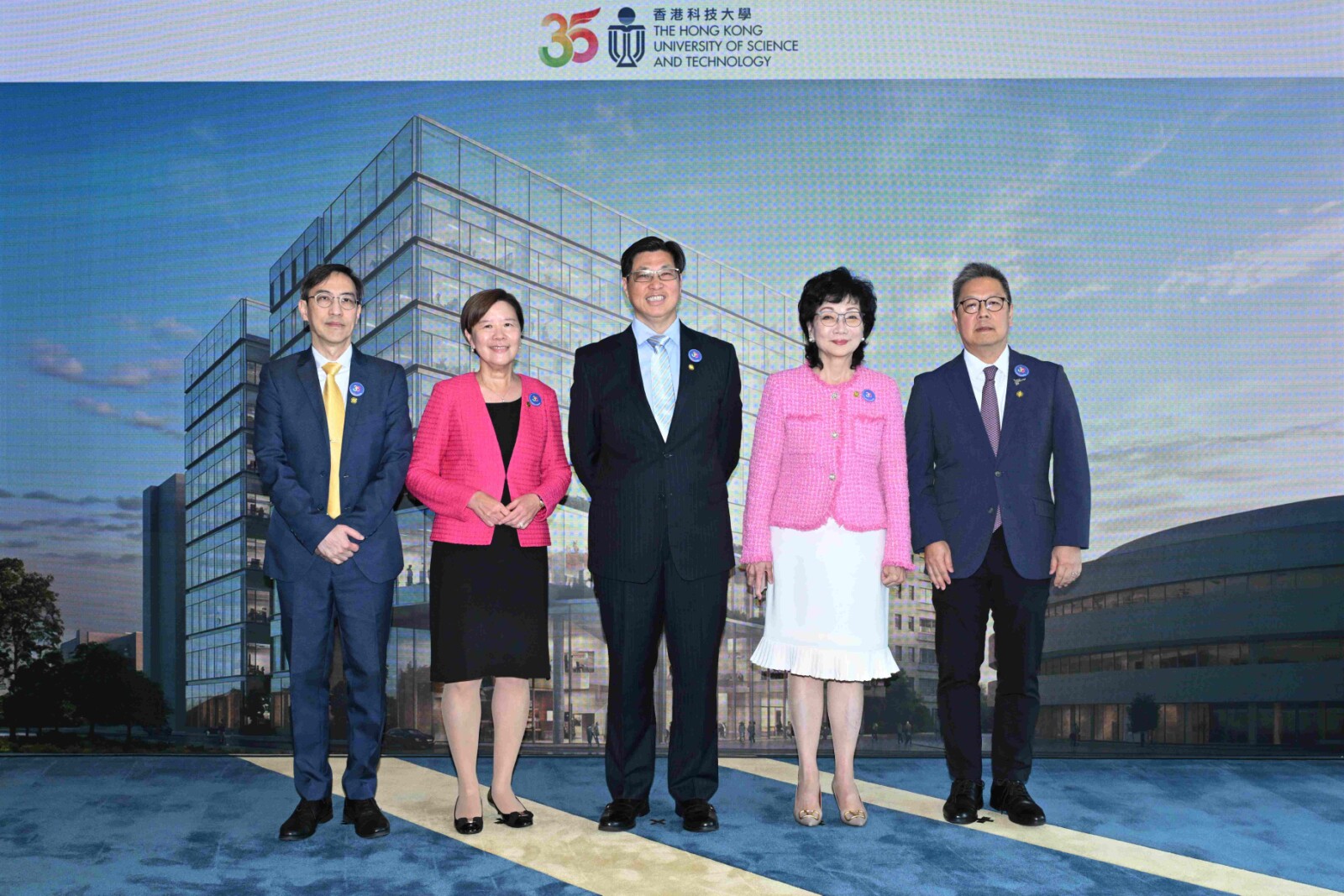 HKUST Announces the Appointment of Prof. King Li as the Founding Dean of Medicine HKUST announced the appointment of internationally renowned physician-scientist Prof. LI King-Chuen as the Founding Dean of its School of Medicine. Prof. Nancy IP, President of HKUST (second left); Ms. Edith SHIH, Vice-Chairperson of the University Council and Chair of the Search Committee (second right); Prof. Li King-Chuen (center); Prof. Hong-Kam LO, Dean of Engineering (first right); and Prof. Yung-Hou WONG, Dean of Science (first left) met with the media.