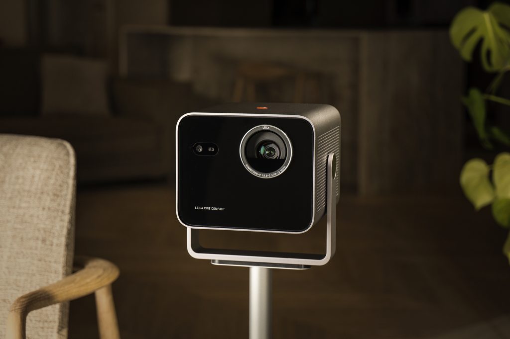 Leica Cine Compact 1 Brings Big Screen Cinema Experience in a Portable Mini Projector - Alvinology