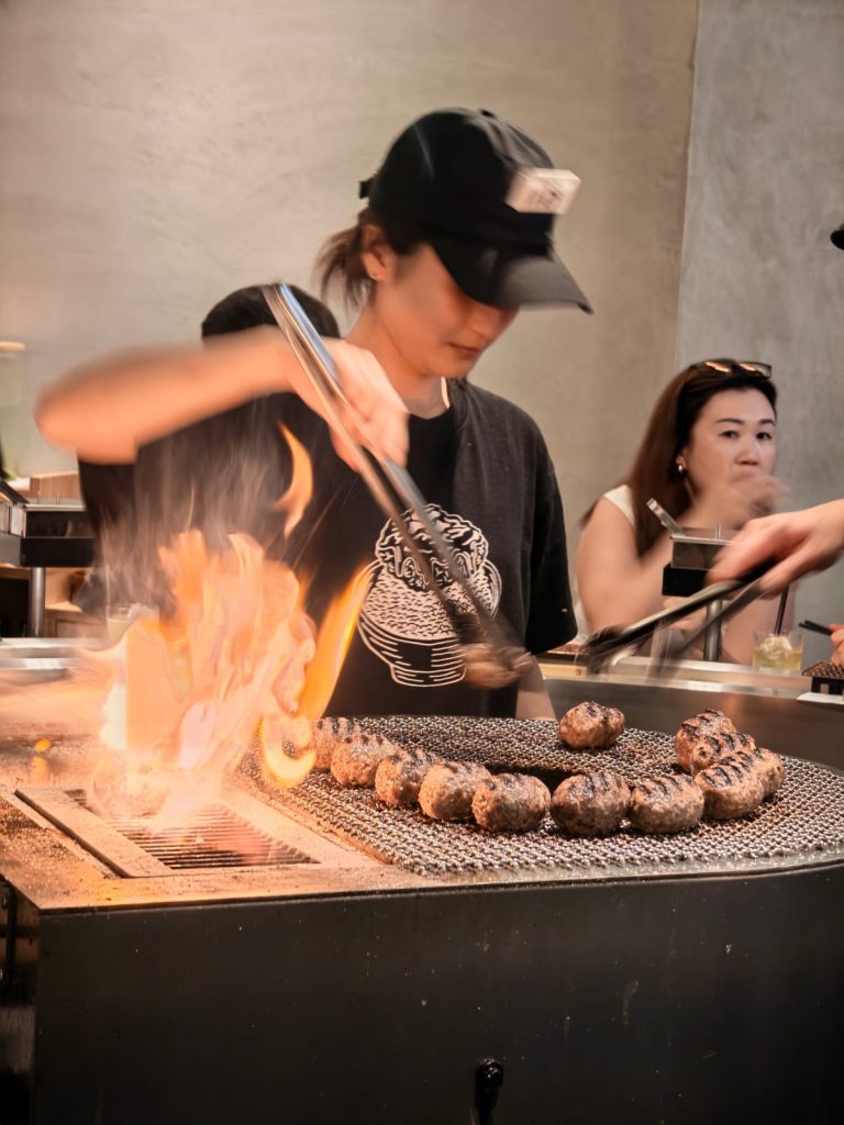 [Review] Precision on a Plate: Why the Singular, S$27.90 Hamburg Steak Set at Hikiniku To Come is Fully Worth the Hype - Alvinology