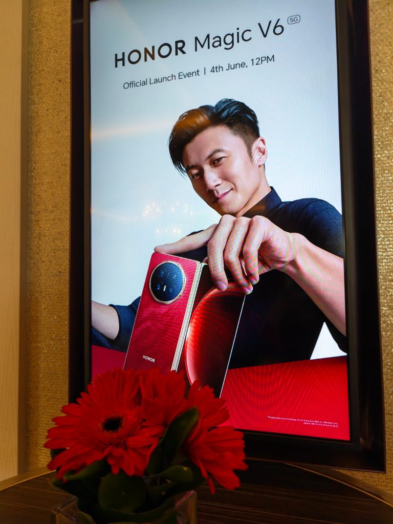 HONOR Magic V6 Arrives in Singapore with Record Breaking Durability and Seamless Apple Integration HONOR Magic V6 Arrives in Singapore with Record Breaking Durability and Seamless Apple Integration - Alvinology