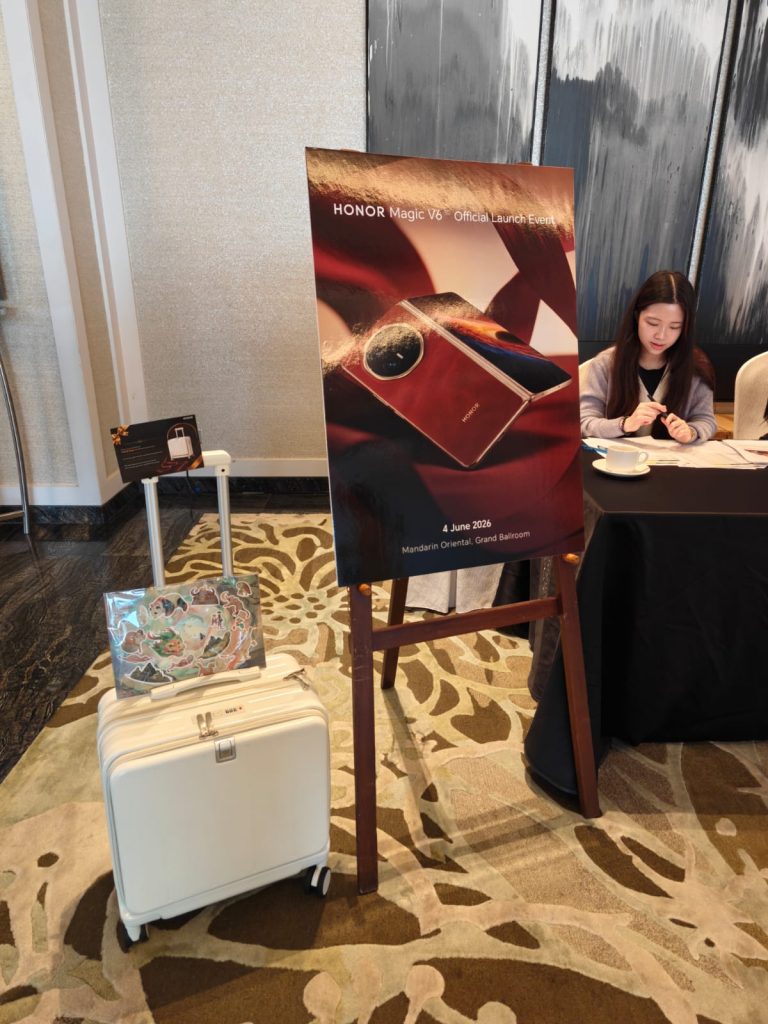 HONOR Magic V6 Arrives in Singapore with Record Breaking Durability and Seamless Apple Integration HONOR Magic V6 Arrives in Singapore with Record Breaking Durability and Seamless Apple Integration - Alvinology