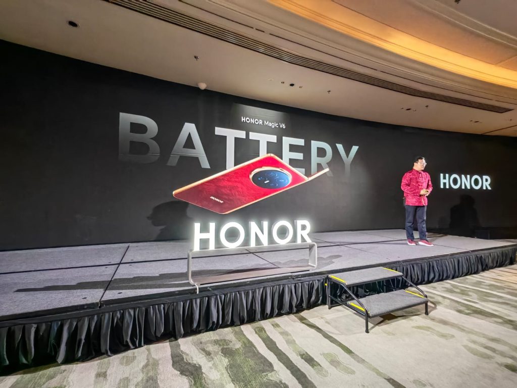 HONOR Magic V6 Arrives in Singapore with Record Breaking Durability and Seamless Apple Integration HONOR Magic V6 Arrives in Singapore with Record Breaking Durability and Seamless Apple Integration - Alvinology