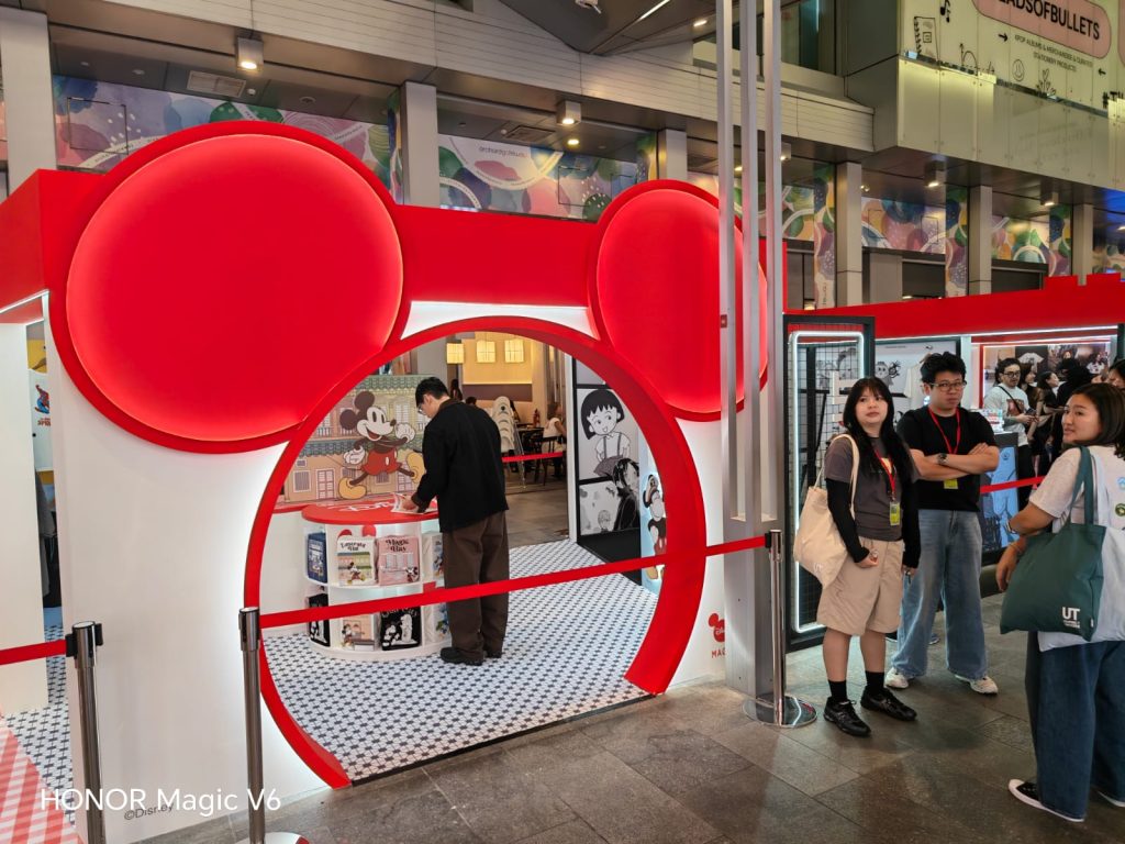 UNIQLO Brings Art, Anime and Pop Culture Together at UT Graphic-T Universe Pop-Up in Orchard Central UNIQLO Brings Art, Anime and Pop Culture Together at UT Graphic-T Universe Pop-Up in Orchard Central - Alvinology