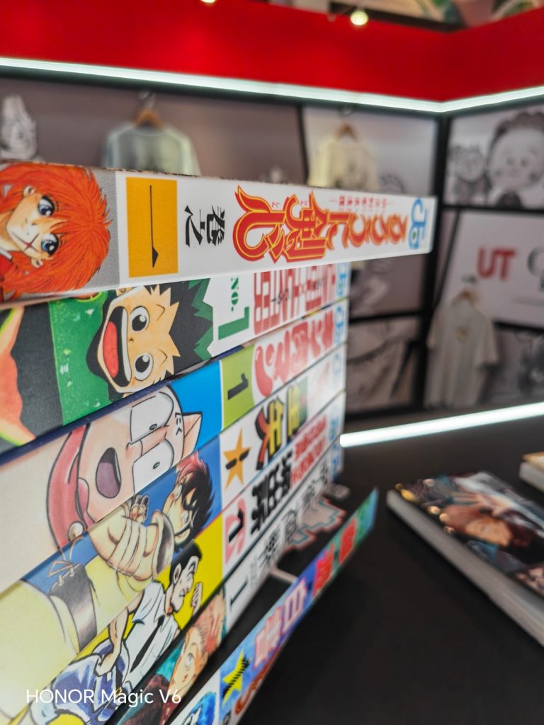 UNIQLO Brings Art, Anime and Pop Culture Together at UT Graphic-T Universe Pop-Up in Orchard Central UNIQLO Brings Art, Anime and Pop Culture Together at UT Graphic-T Universe Pop-Up in Orchard Central - Alvinology