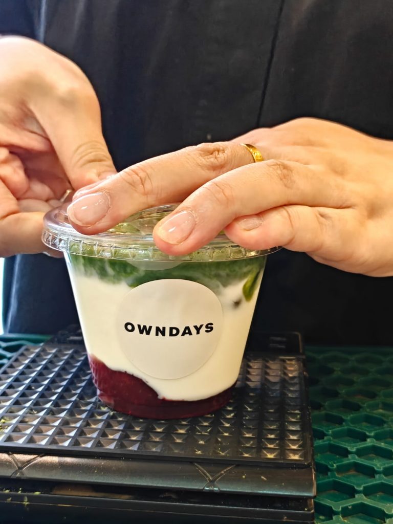 K-Pop Star MINNIE Lights Up Plaza Singapura for the Launch of the OWNDAYS PhotoShade Collection and Pop Up, Running from 11 to 14 June K-Pop Star MINNIE Lights Up Plaza Singapura for the Launch of the OWNDAYS PhotoShade Collection and Pop Up, Running from 11 to 14 June - Alvinology
