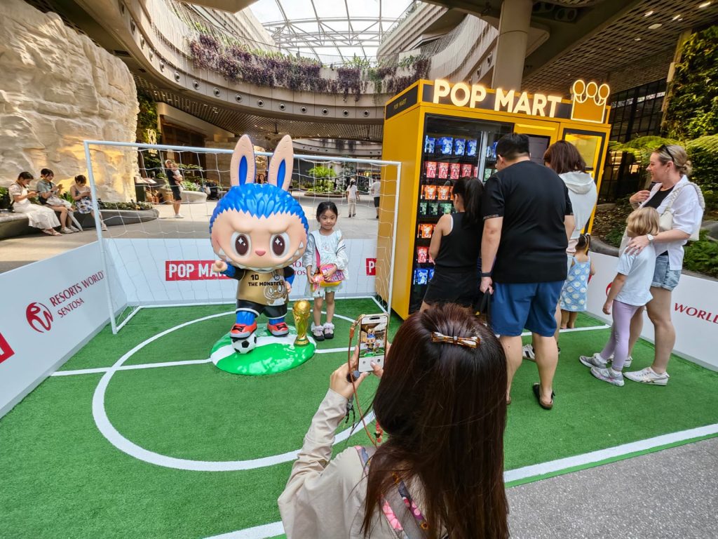 Minions, LABUBU, CRYBABY, and Football Legends Take Over Sentosa at Resorts World Sentosa Summer of Treasures Minions, LABUBU, CRYBABY, and Football Legends Take Over Sentosa at Resorts World Sentosa Summer of Treasures - Alvinology