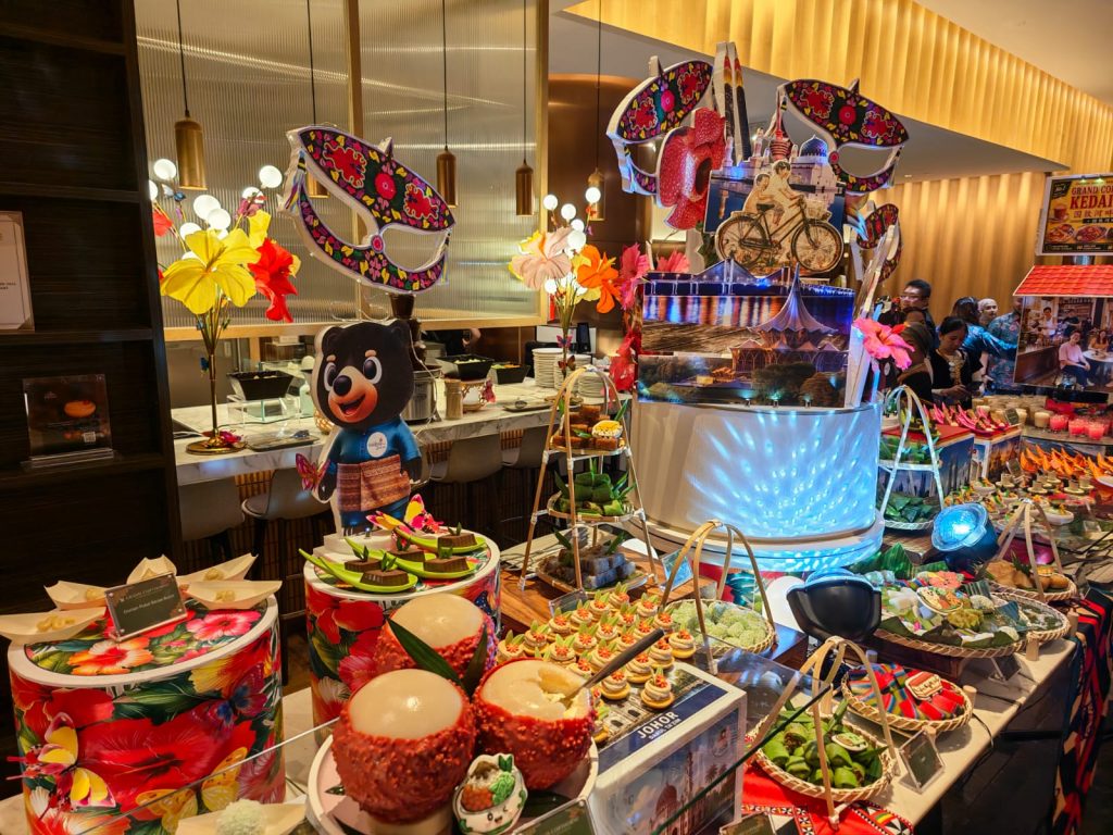 [Review] Five Regions, One Table: A 8-Hands Culinary Journey at Food Capital's Flavours of Malaysia - Alvinology