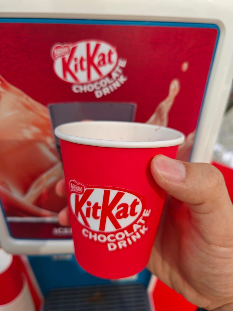 NEW KITKAT Chocolate Drink Hits 220 Singapore Outlets Including Burger King and Kopitiam - Alvinology