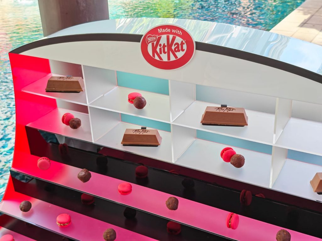 NEW KITKAT Chocolate Drink Hits 220 Singapore Outlets Including Burger King and Kopitiam - Alvinology