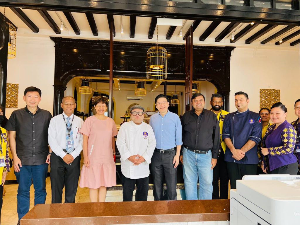 [Review] Permata Penang Flavours of the Orient Buffet: Unbeatable 1 for 1 Deal at Singapore Historic Yellow Mansion - Alvinology