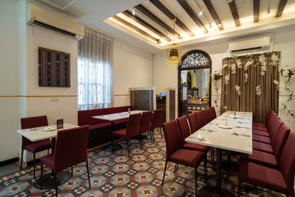 [Review] Permata Penang Flavours of the Orient Buffet: Unbeatable 1 for 1 Deal at Singapore Historic Yellow Mansion - Alvinology