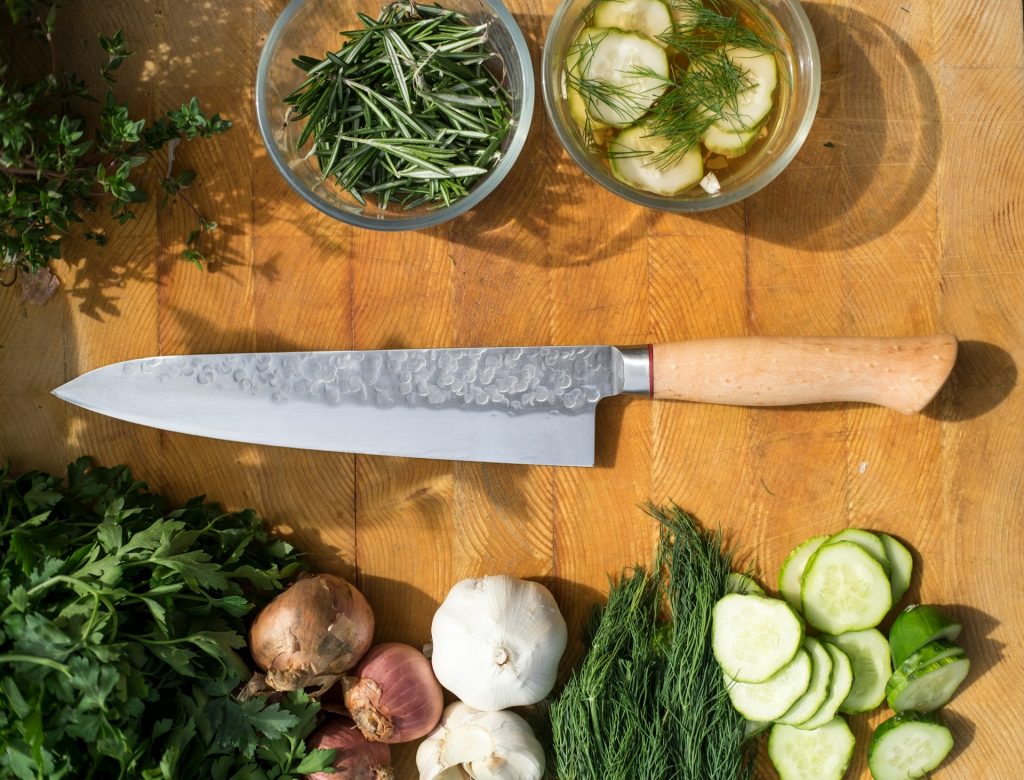 How to Choose the Right Kitchen Knife for Everyday Cooking - Alvinology