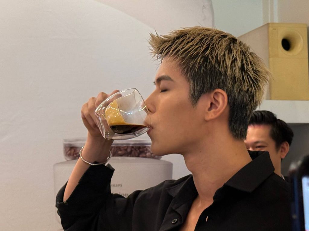A Better Coffee Ritual for Busy Mornings: Philips Baristina Launches in Singapore - Alvinology
