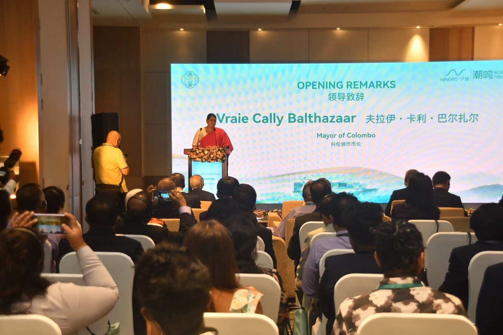 Ancient Port, New Voyages: Ningbo's Smart Manufacturing Expands Global Trade Footprint via Maritime Silk Road On July 4, 2026, the cultural exchange event Encounter & Insight: Dialogue Between Ningbo, China and Colombo, Sri Lanka took place in Colombo.