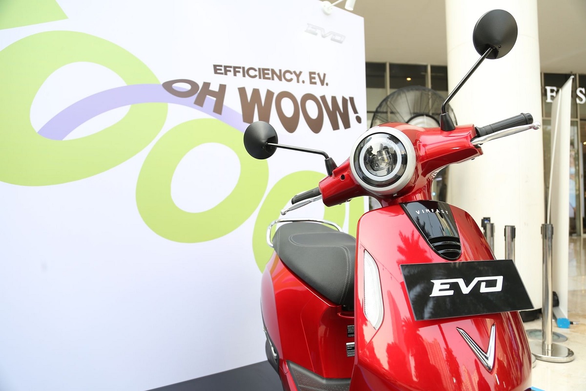 VinFast inaugurates 20 e-motorcycle dealerships in Indonesia, expanding its green mobility ecosystem nationwide The VinFast Evo electric motorcycle on display at the event.