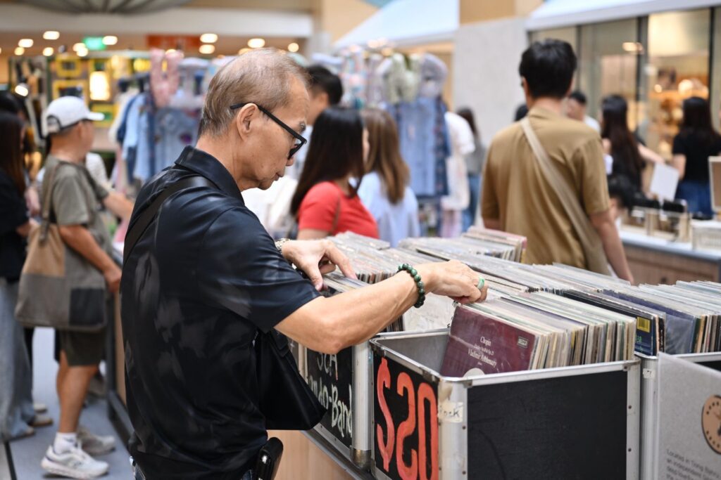 Discover Circular Living at UOL Malls Through Pre Loved Shopping and Creative Workshops - Alvinology