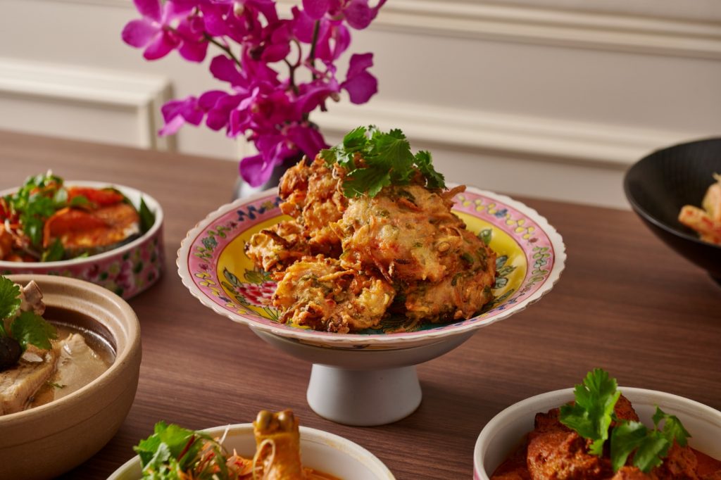 [Review] Town Restaurant Delivers An Authentic Peranakan Feast With Li Nan Xing (李南星) - Alvinology