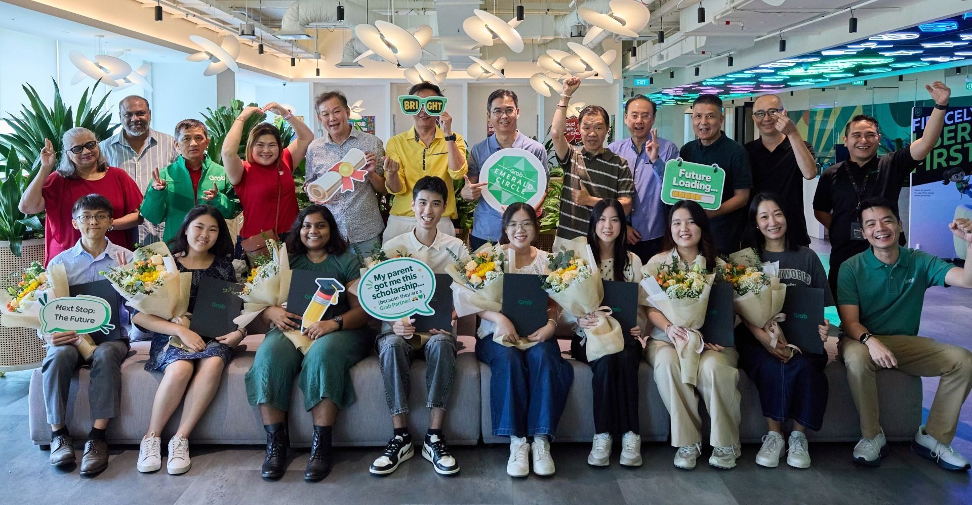 Grab Awards 10 Emerald Circle Scholarships as Education Programme Supports More Than 3,000 Families - Alvinology