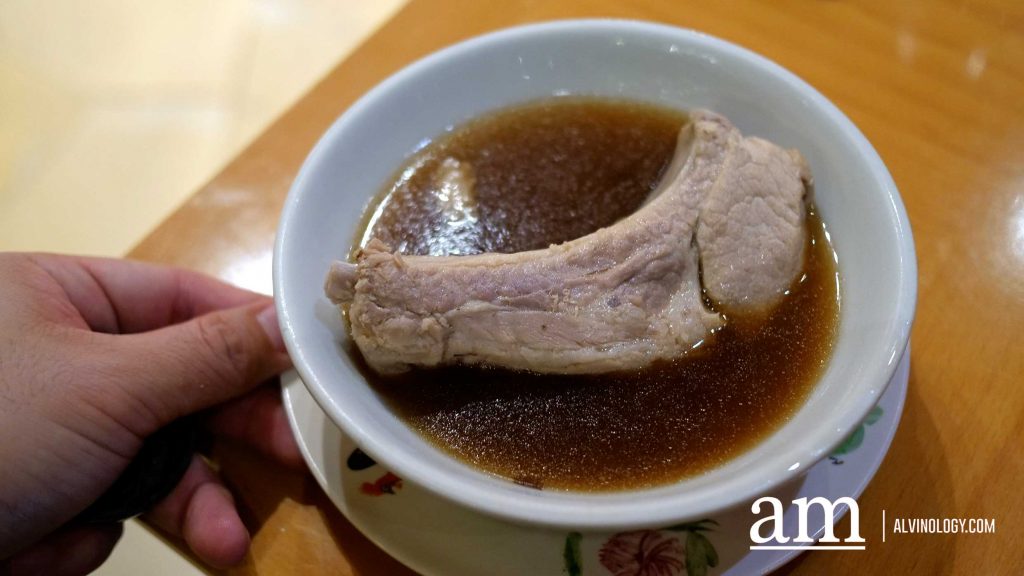 [Review] Town Restaurant Delivers An Authentic Peranakan Feast With Li Nan Xing (李南星) - Alvinology