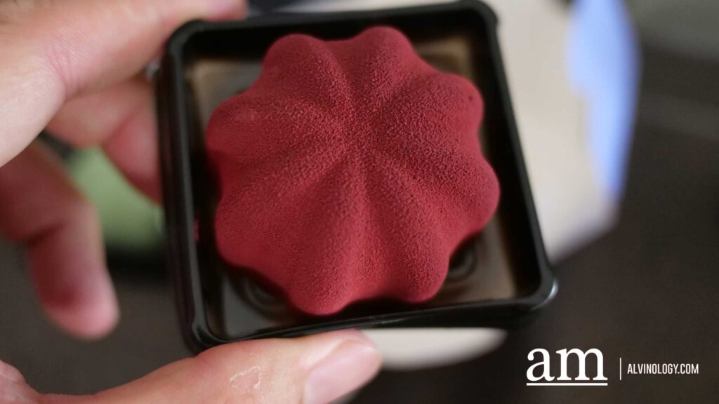 Singapore Mooncake Guide 2026: 14 Mooncake Collections Worth Trying This Mid-Autumn Singapore Mooncake Guide 2026: 14 Mooncake Collections Worth Trying This Mid-Autumn - Alvinology