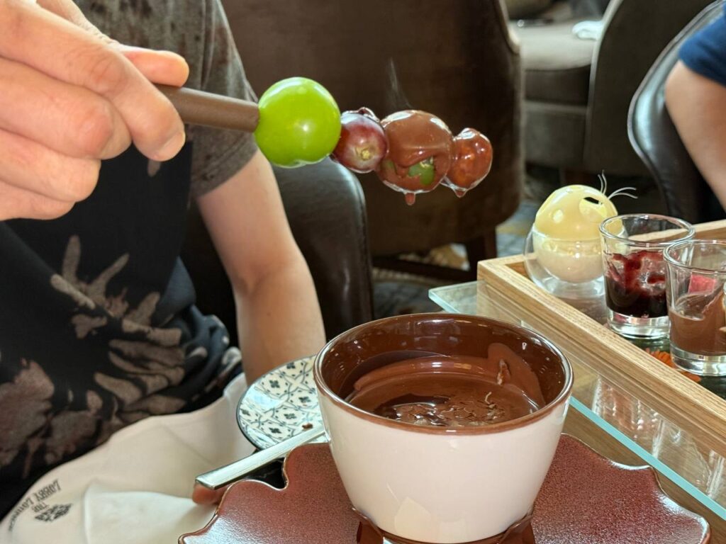 This New Chocolate Afternoon Tea at The Lobby Lounge Is a Dream for Chocolate Lovers - Alvinology