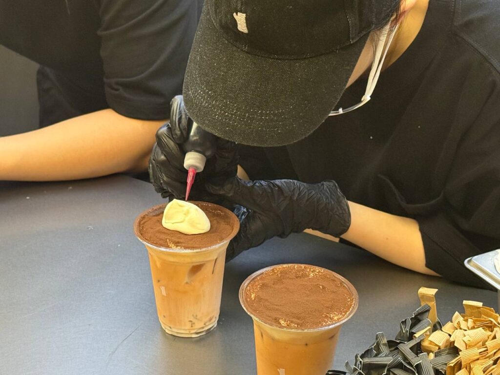 Cat Foam, Matcha Sheep and Thai Milk Tea? China's Viral BlackTree Opens First Overseas Store at 313@somerset - Alvinology
