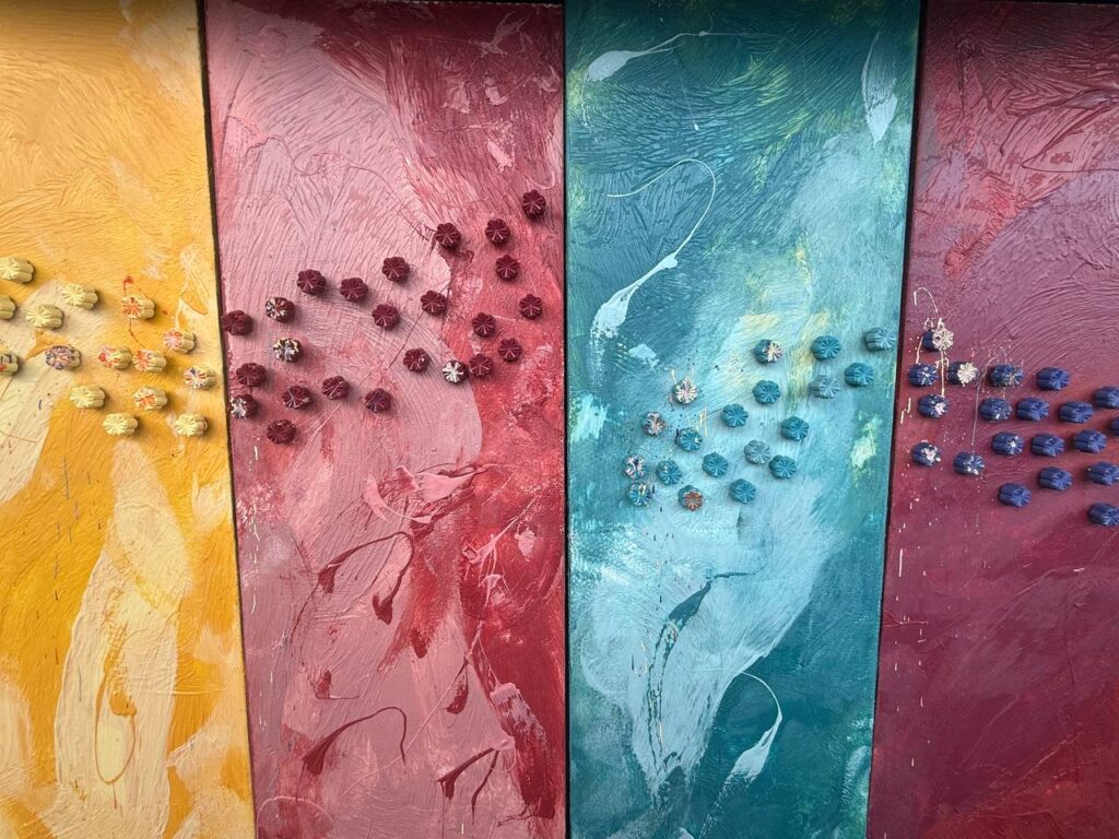 These Hand-Painted Chocolate Mooncakes from Janice Wong's New Collection Might Be the Prettiest You'll See This Mid-Autumn These Hand-Painted Chocolate Mooncakes from Janice Wong's New Collection Might Be the Prettiest You'll See This Mid-Autumn - Alvinology