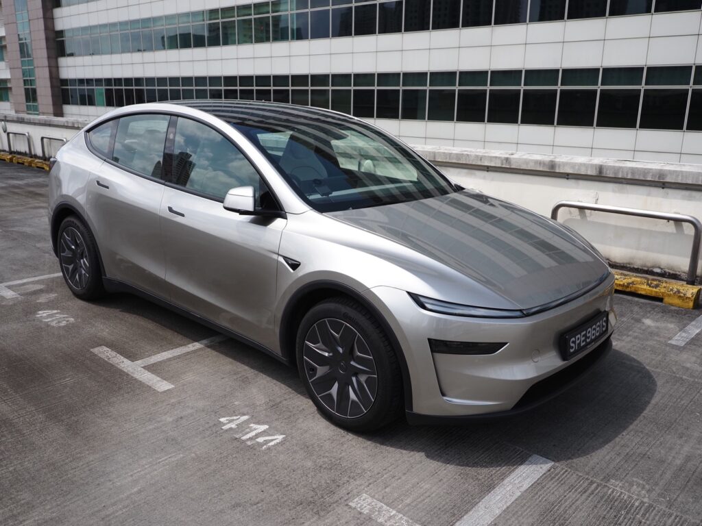 [Car Review] Tesla Model Y L - The Tesla Big Families Have Been Waiting For - Alvinology