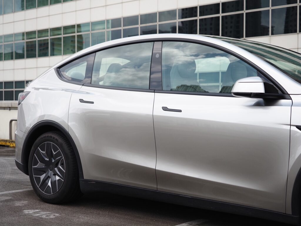 [Car Review] Tesla Model Y L - The Tesla Big Families Have Been Waiting For - Alvinology