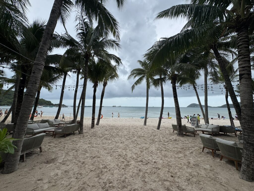 Where to Stay in Phu Quoc? We Checked Out 4 Different Luxury Resort Hotels - Alvinology