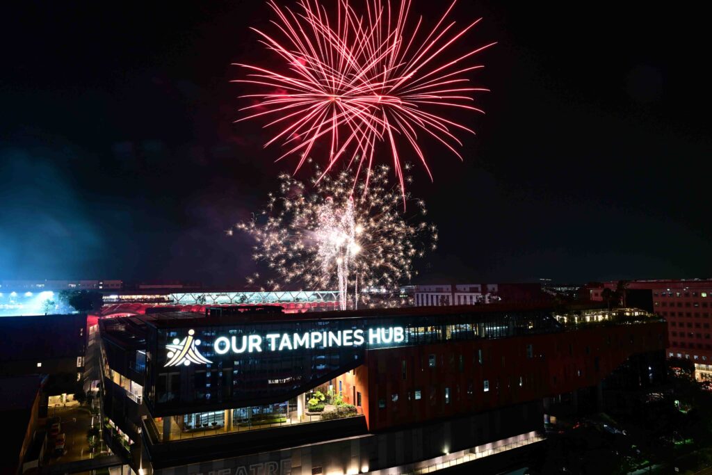 5,000 Residents Celebrate SG61 at Our Tampines Hub with Concert, Community Tributes and Fireworks - Alvinology