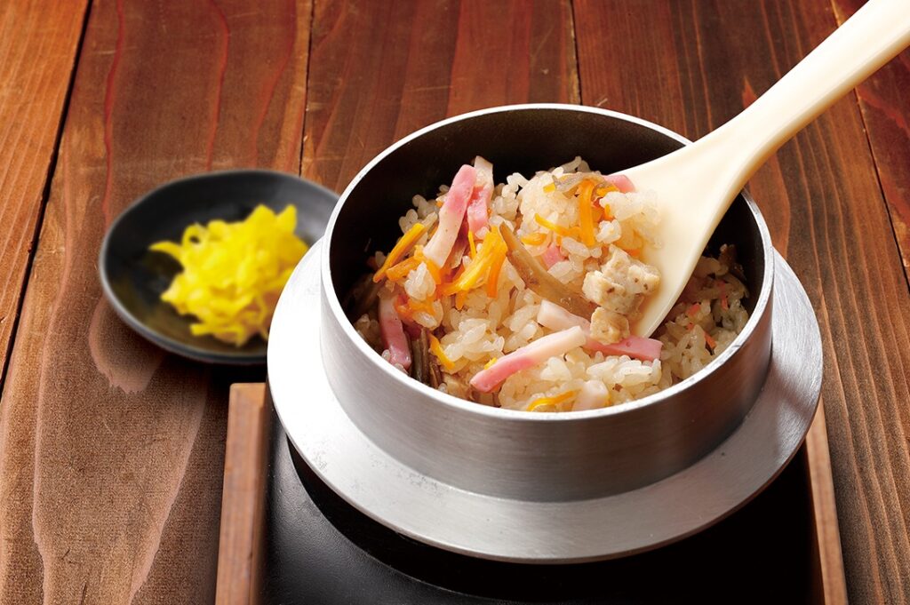 Torikizoku Brings Its Famous Yakitori to Singapore CBD With New 18 Cross Outlet - Alvinology