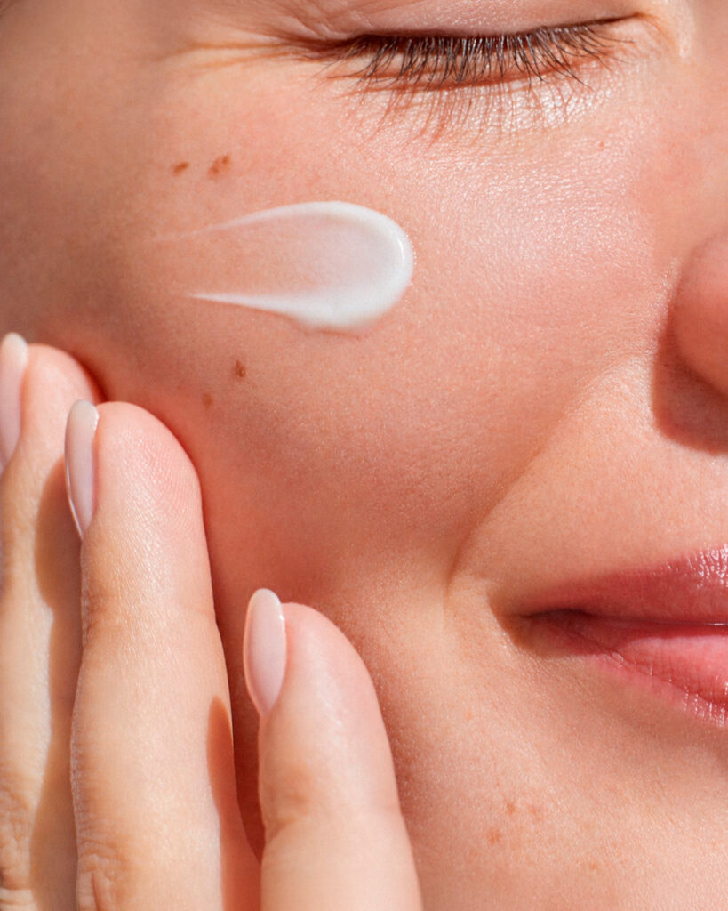 [Review] Sun Protection Without the Shine: Uriage New Matte Aqua Fluid Hits Singapore - Alvinology