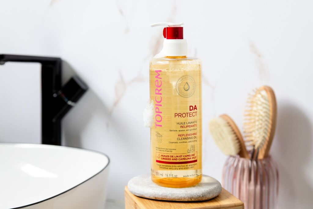 Topicrem Launches Two New Shower Oils for Dry and Sensitive Skin in Singapore Topicrem Launches Two New Shower Oils for Dry and Sensitive Skin in Singapore - Alvinology