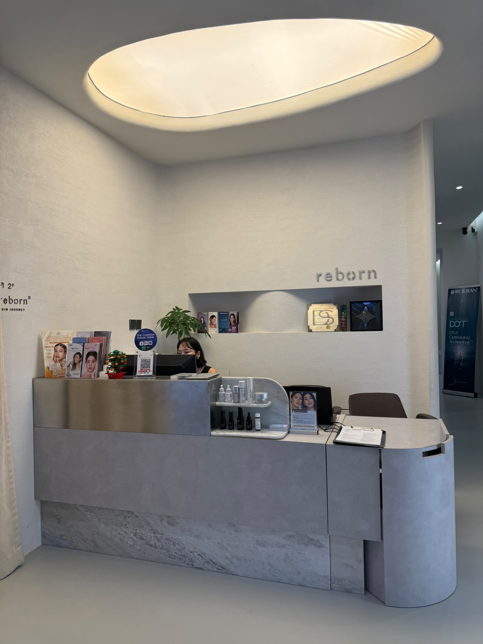 Injecting Human Skin Into Skin: Reborn Skin Clinic Introduces RE20 and RE20 Fine Injecting Human Skin Into Skin: Reborn Skin Clinic Introduces RE20 and RE20 Fine - Alvinology