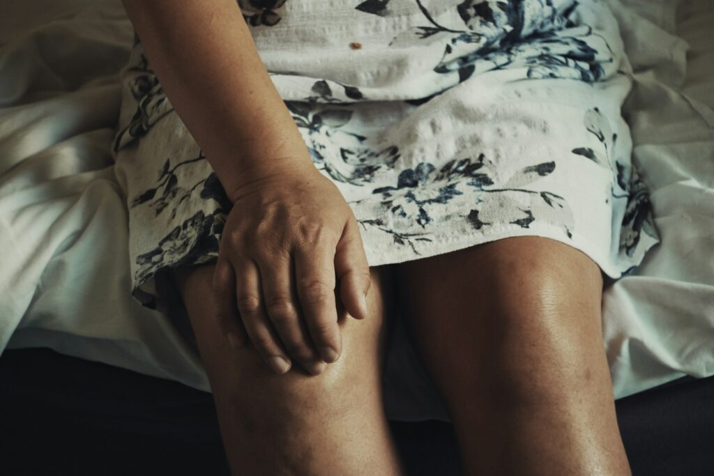 The Weekend Warrior’s Guide to Not Wrecking Your Knees in Singapore - Alvinology