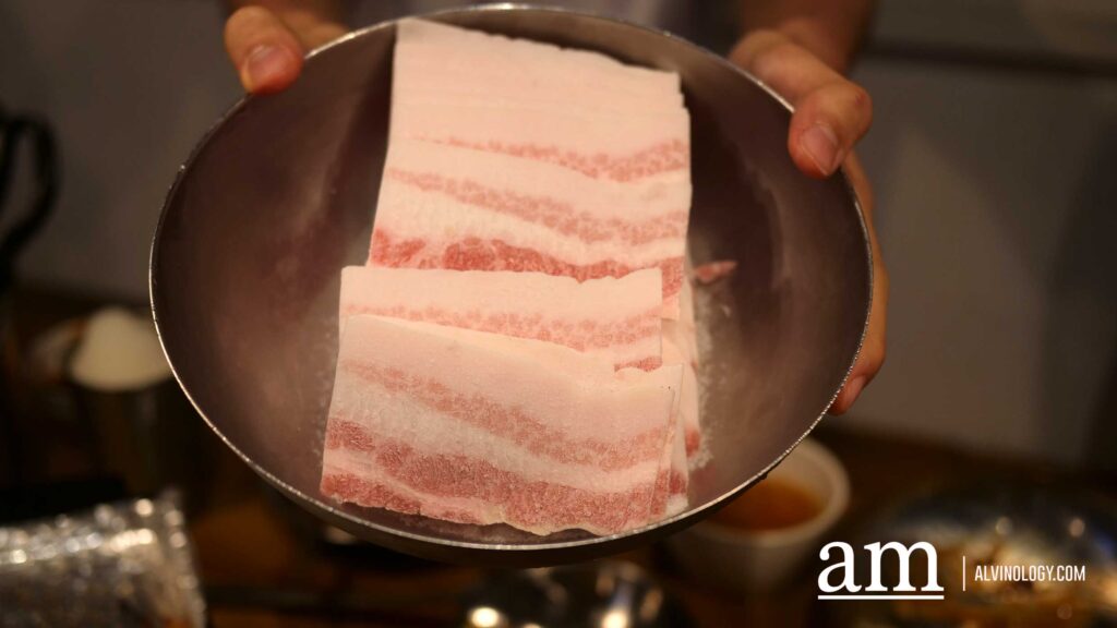 [Review] Bae Sik Dang Brings Old School Korean Naengsam BBQ To Tanjong Pagar - Alvinology