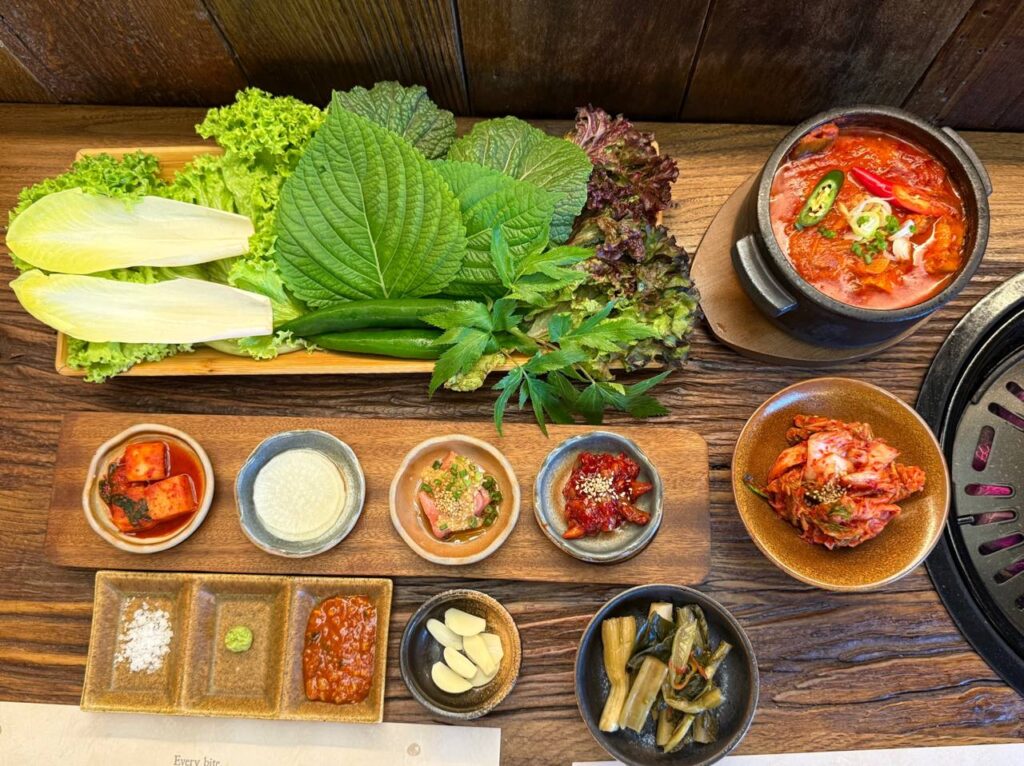 WHUCHU Opens At UE Square With Aged Jeju Pork And A Smoke-Free Korean BBQ Experience - Alvinology