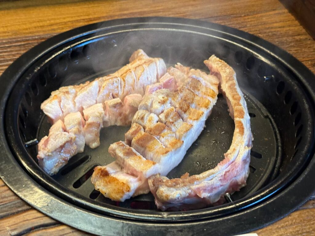 WHUCHU Opens At UE Square With Aged Jeju Pork And A Smoke-Free Korean BBQ Experience - Alvinology